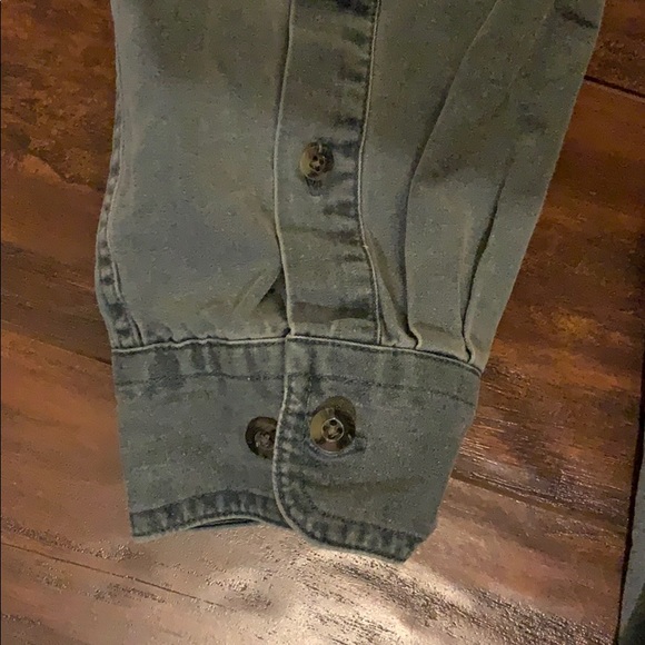 Denver Hayes button up - Picture 4 of 6